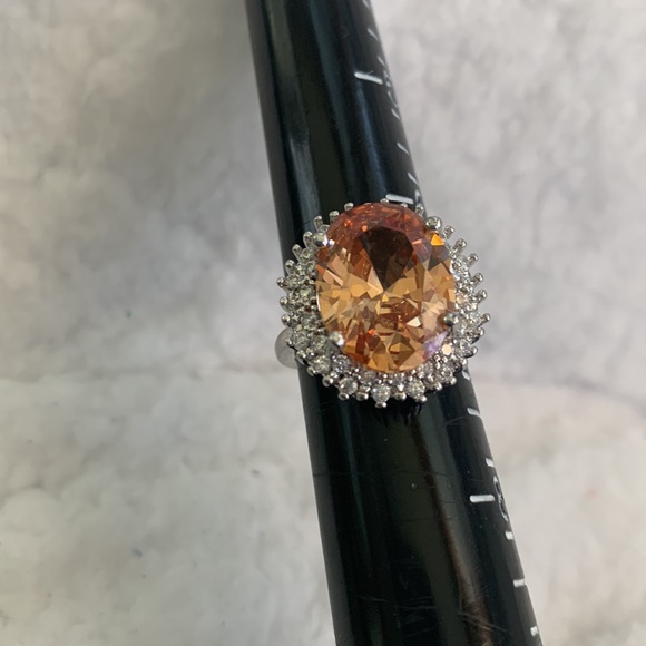 High Profile Morganite Diamond Ring💗 - Picture 2 of 11